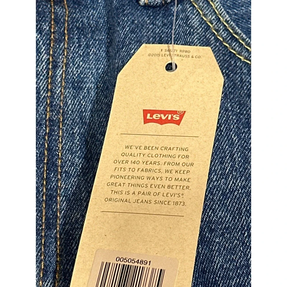 NWT Levi's 505 Regular Fit Jeans Mens 36x30 Medium Wash Straight Leg Denim
